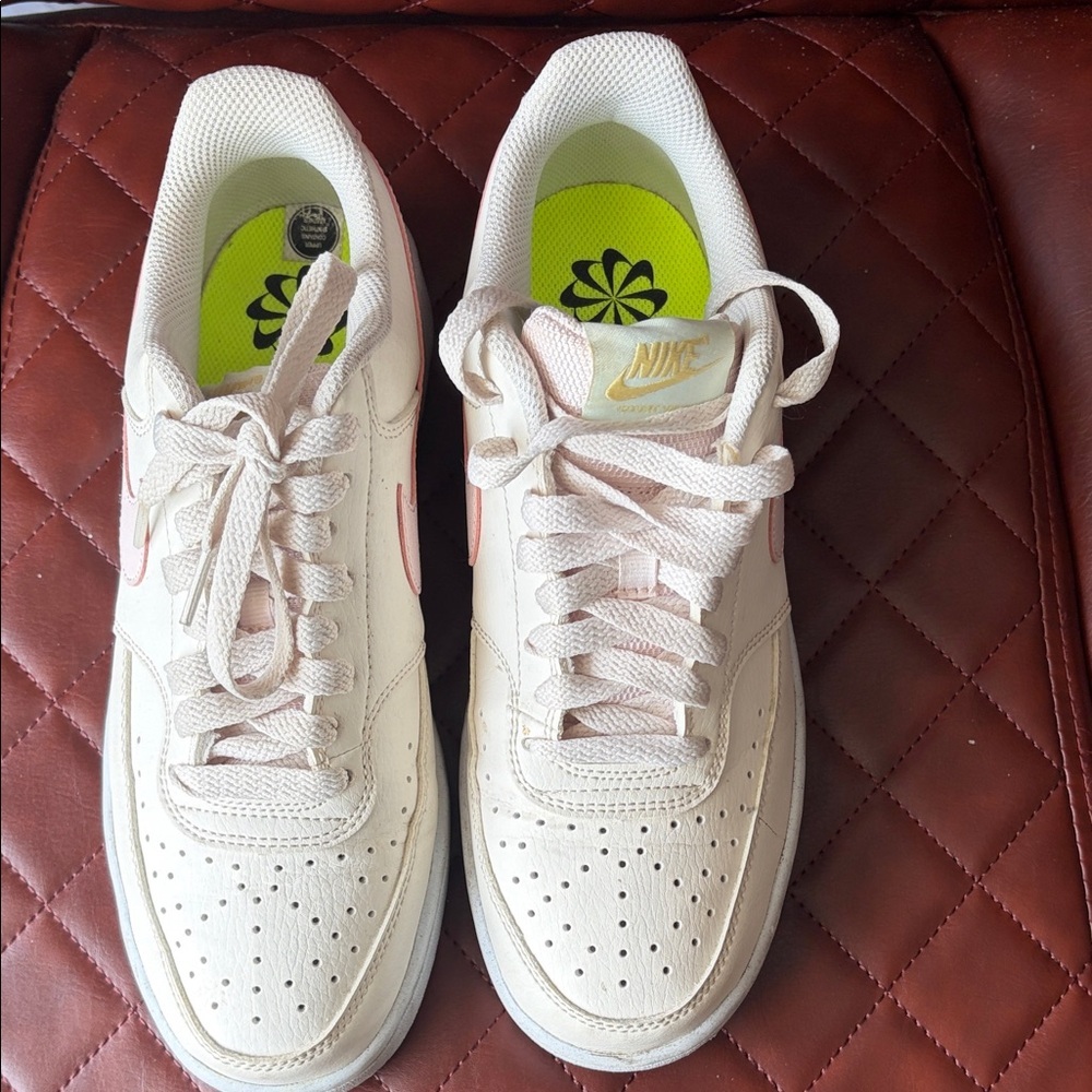 Nike Women's Light Pink Sneakers